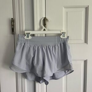 Lululemon Hotty hot shorts 2.5” in periwinkle color, low rise, size 4